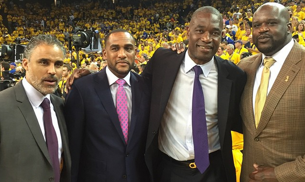 线球员的续 线球员的续